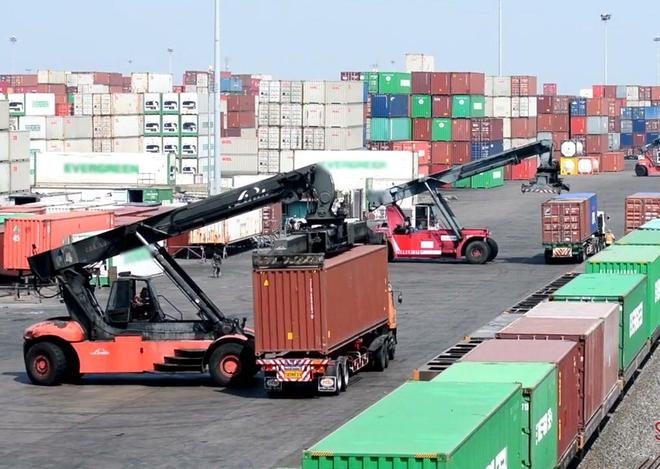 美国最新“对等关税”公布，“全球贸易史迎黑暗一天”