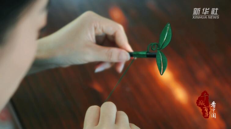 千城百县看中国·传承|缠花