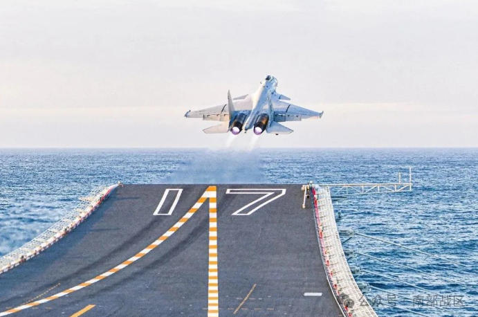 海空砺剑！直击舰载机海上实战化训练