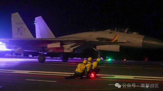 海空砺剑！直击舰载机海上实战化训练