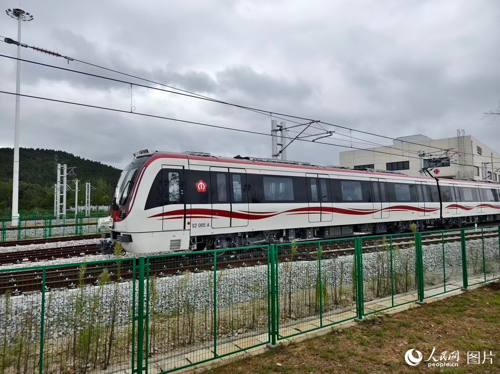 宁马城际铁路启动热滑试验