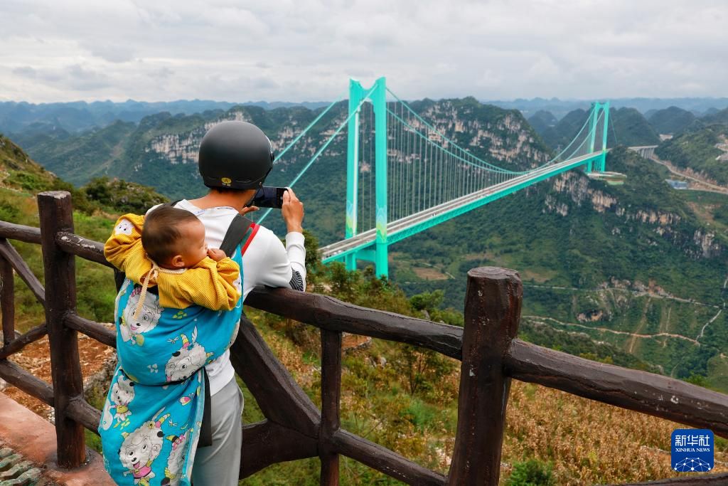 翘盼天堑通高桥