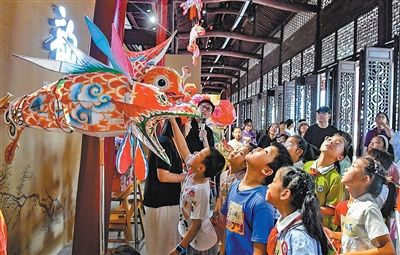 文旅融合 精彩纷呈（新时代画卷）